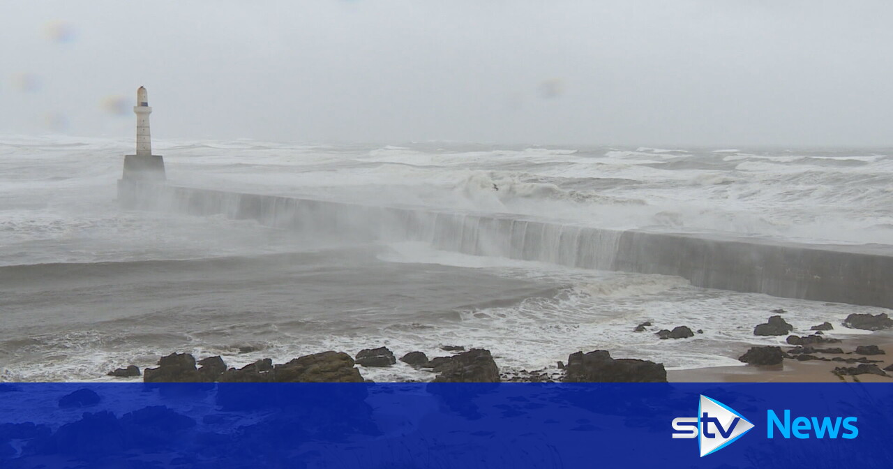 Scots urged to plan ahead as travel authorities step up winter preparation