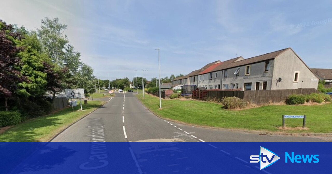 Teen charged after schoolboy robbed in broad daylight in Livingston ...