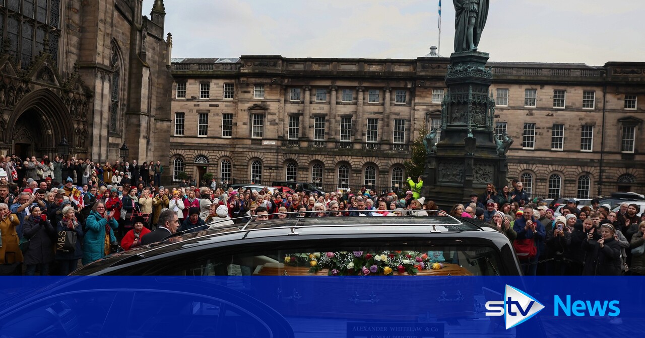 Hundreds line streets for Janey Godley’s ‘final tour’