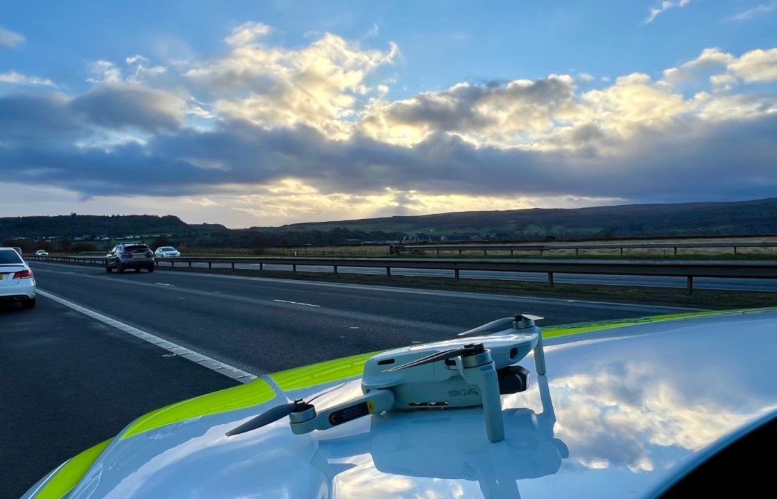 Driver fined after stopping on M9 hard shoulder to film Stirling Castle with drone