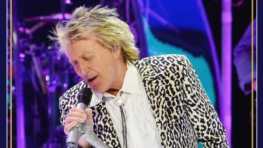 Sir Rod Stewart announced for Glastonbury legends slot in 2025