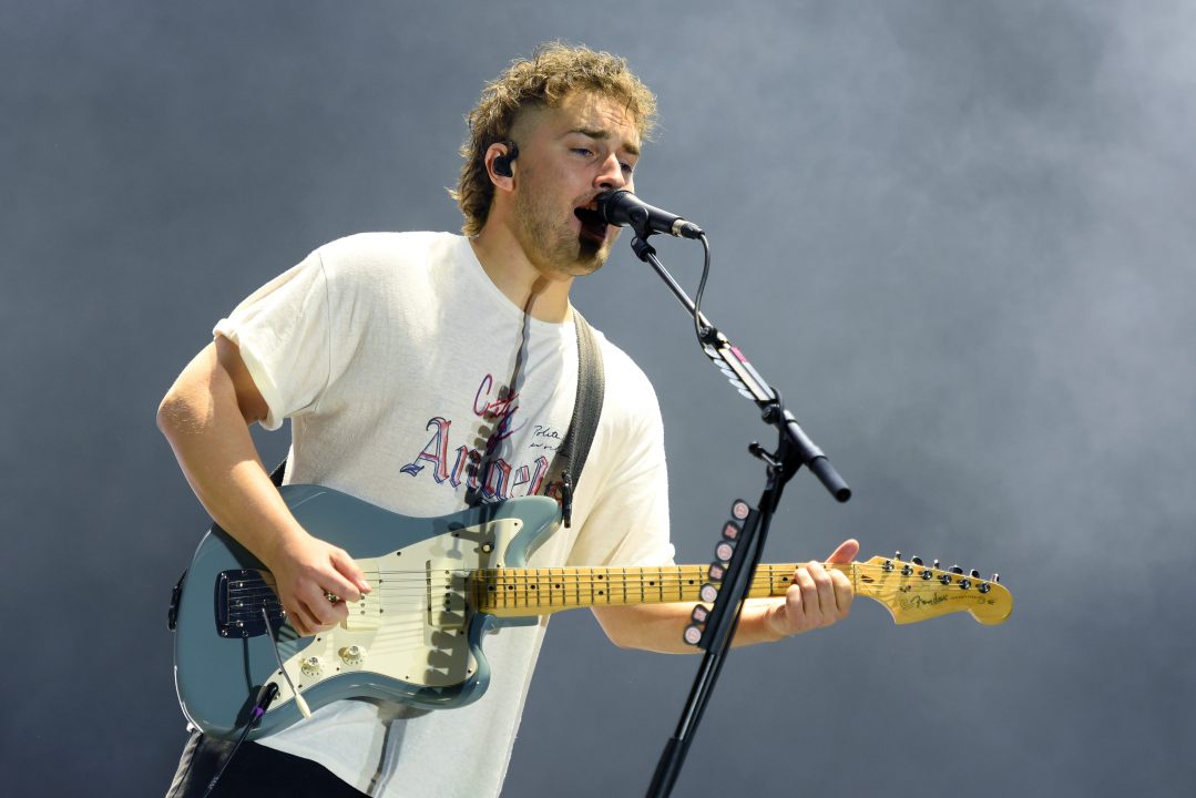 Sam Fender cancels Glasgow Hydro gig after damaging vocal cord