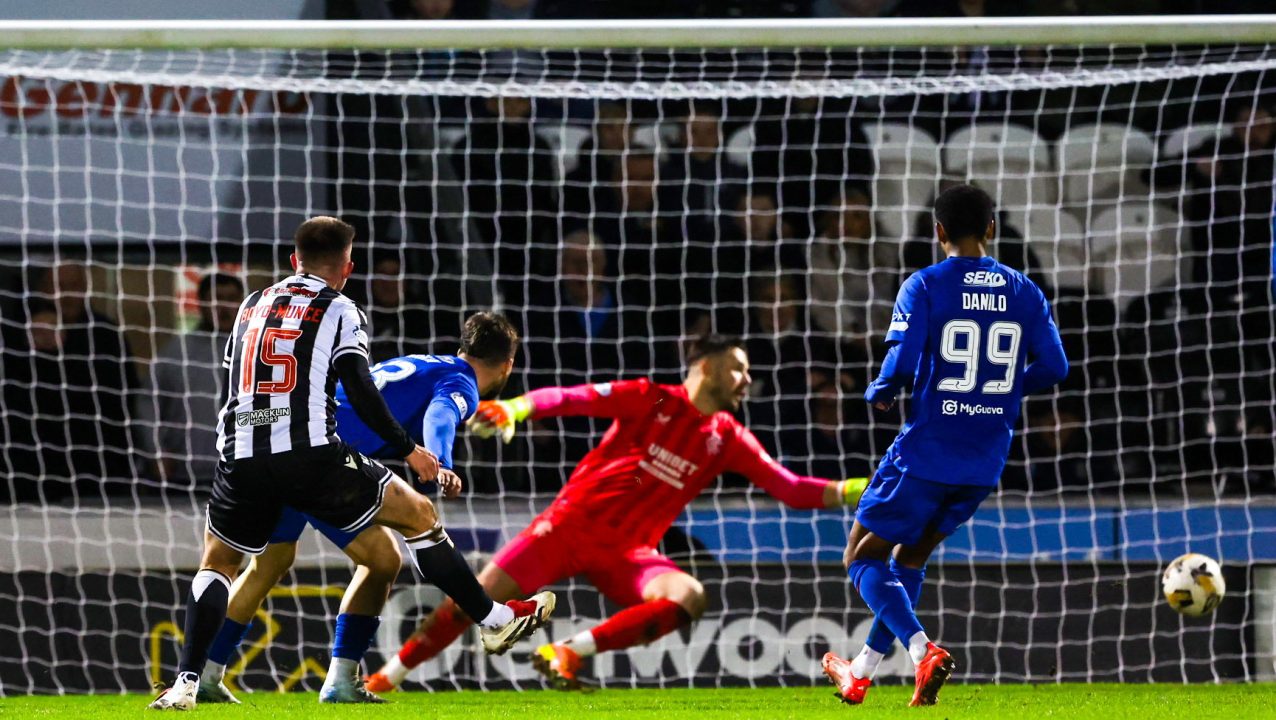 Rangers undone at the death as St Mirren snatch stoppage-time winner