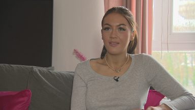 Woman in recovery from eating disorder says weight-loss drugs Ozempic and Wegovy are too easily accessible