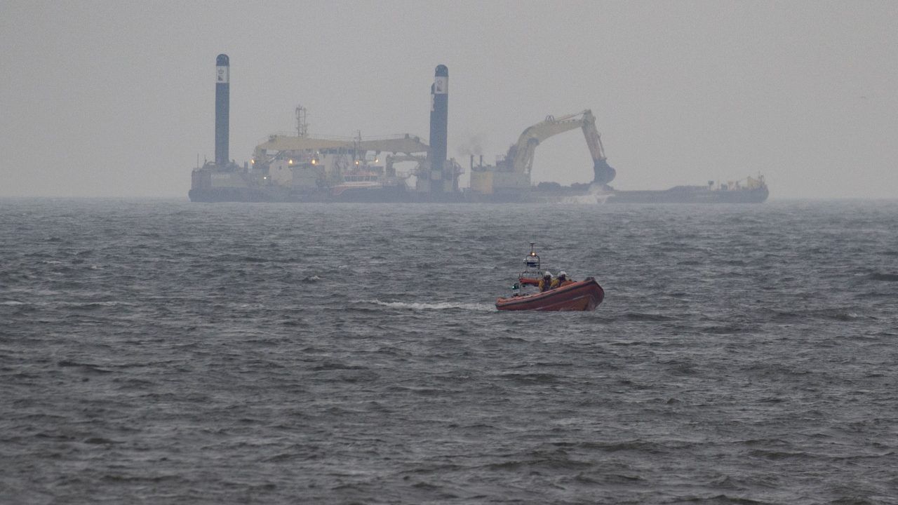 Search of River Forth launched after clothes discovered on Edinburgh beach