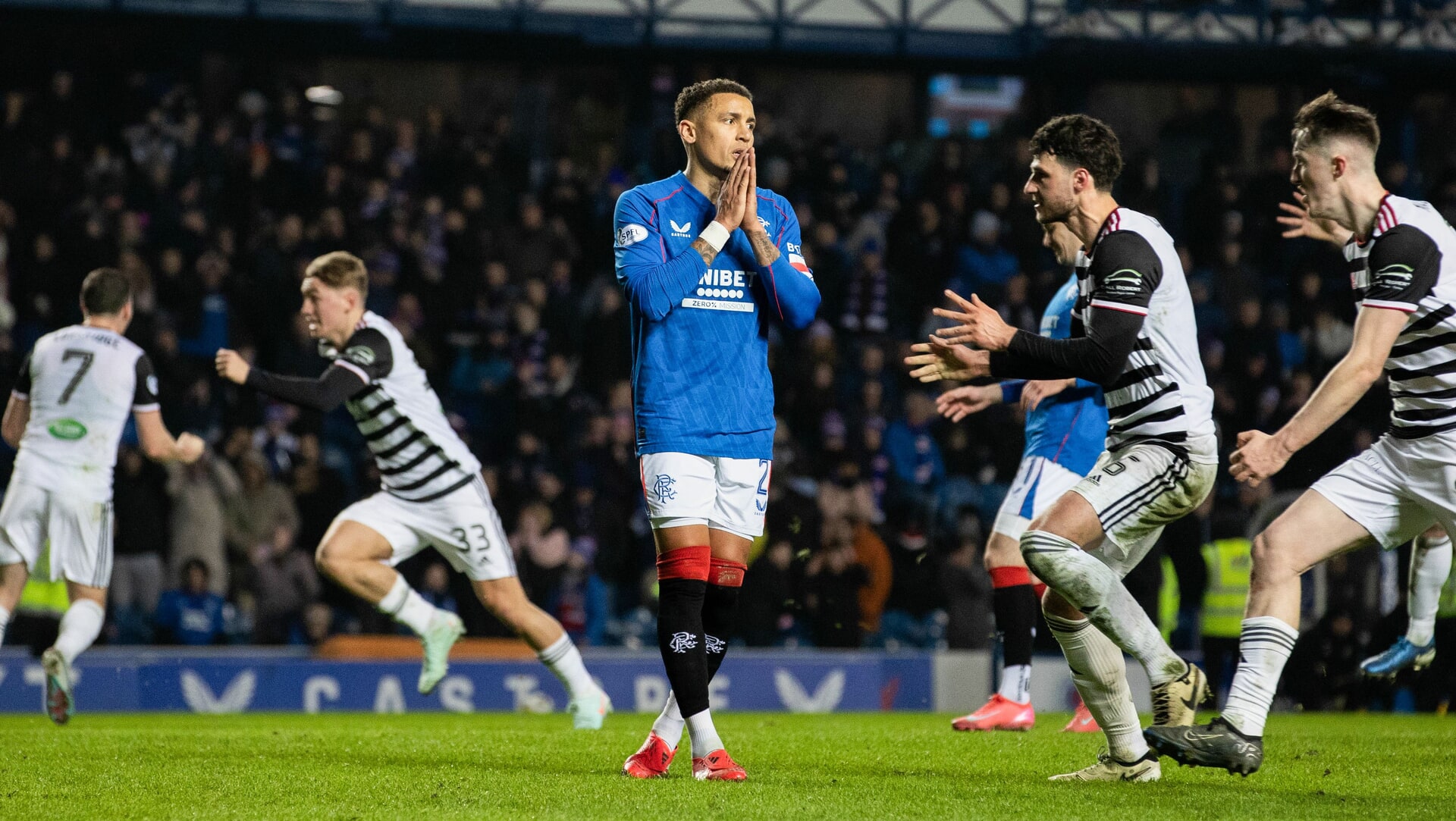 GLASGOW, SCOTLAND - FEBRUARY 09: Rangers' James Tavernier looks dejected after missing a penalty during a Scottish Gas Men's Scottish Cup match between Rangers and Queen's Park at Ibrox Stadium, on February 09, 2025, in Glasgow, Scotland. (Photo by Alan Harvey / SNS Group)