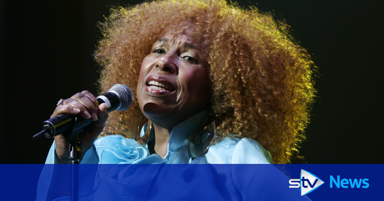 Killing Me Softly With His Song singer Roberta Flack dies aged 88