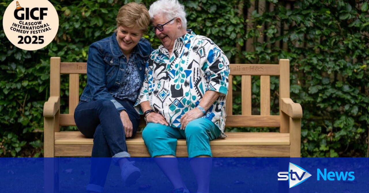 Nicola Sturgeon gibt ein „aufschlussreiches“ Comedy-Debüt im King’s ...