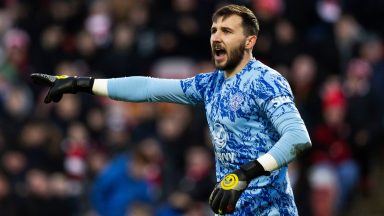 Hibernian goalkeeper Jordan Smith signs new three-year contract