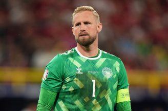 Celtic face anxious wait after Kasper Schmeichel suffers shoulder injury during international duty