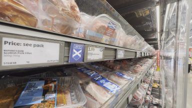 Farmers call on supermarkets to back Scottish produce