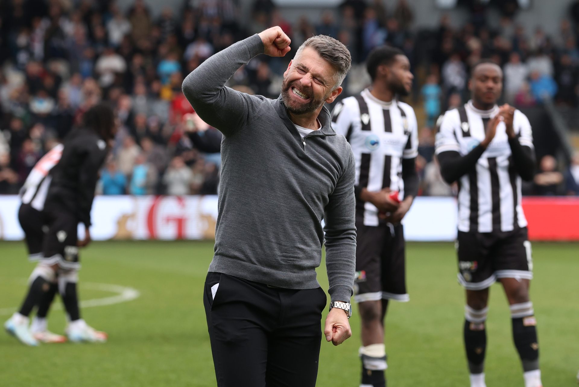 St Mirren manager Stephen Robinson aims to continue the spell of success the Paisley club enjoyed.
