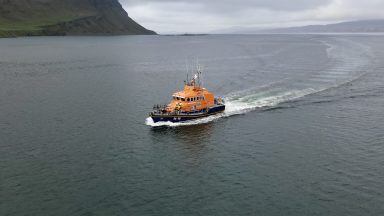 Vessel rescued off Skye after becoming entangled in  fish farm ropes