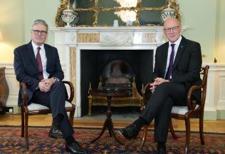 Swinney and Starmer to discuss trade deals and winter fuel payments at meeting