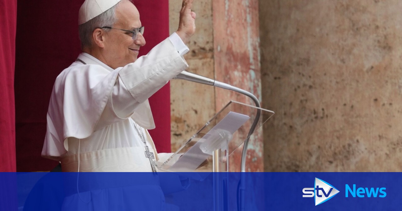 Papst Leo ruft in seinem ersten Sonntagssegen zum Frieden in der Ukraine ...