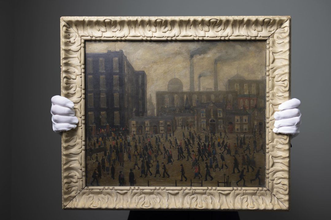 LS Lowry painting originally bought for £10 sells for more than £800,000