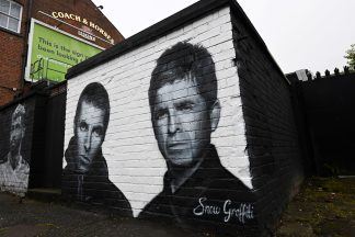 Oasis fans ‘set to spend £1bn on UK reunion tour concerts’
