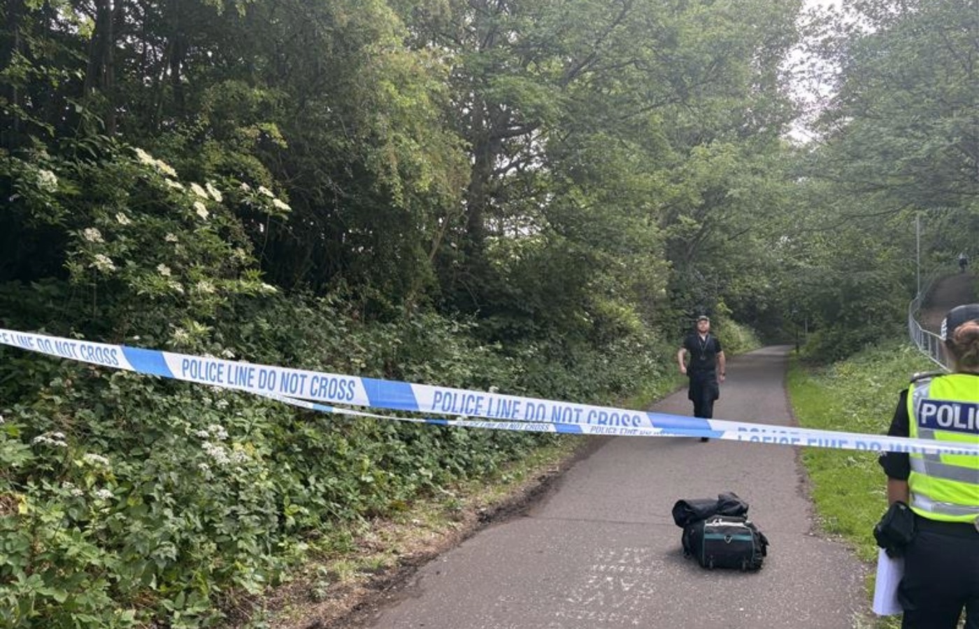 Roseburn Path between the footbridge at Roseburn Terrace up to Ravelston Dykes is currently closed to the public.