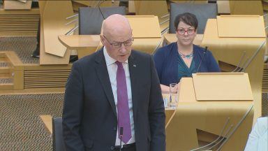 Swinney apologises to traveller community for ‘Tinker Experiment’