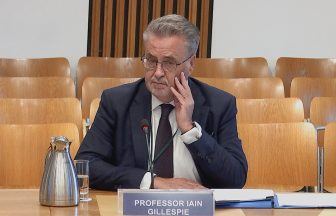 Former Dundee University principal apologises to staff and students