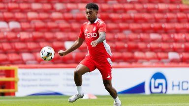 Former Aberdeen defender Jayden Richardson returns to Scotland with St Mirren