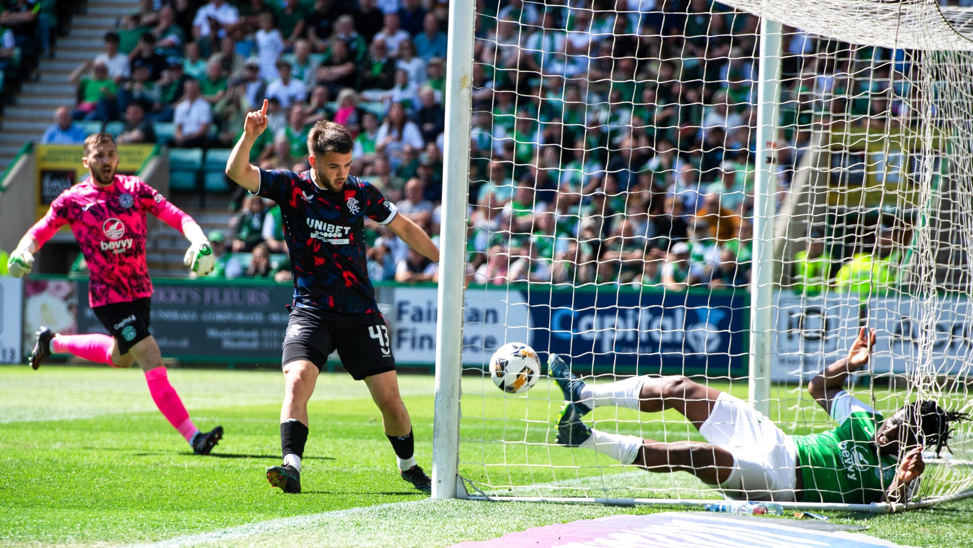 Head of referees Willie Collum said there was no conclusive angle for officials to award a goal.