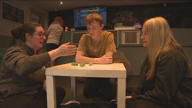 Politicians and experts meet at youth violence summit