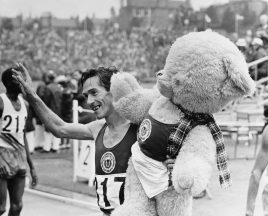 Former Commonwealth Games gold medallist Lachie Stewart dies aged 81