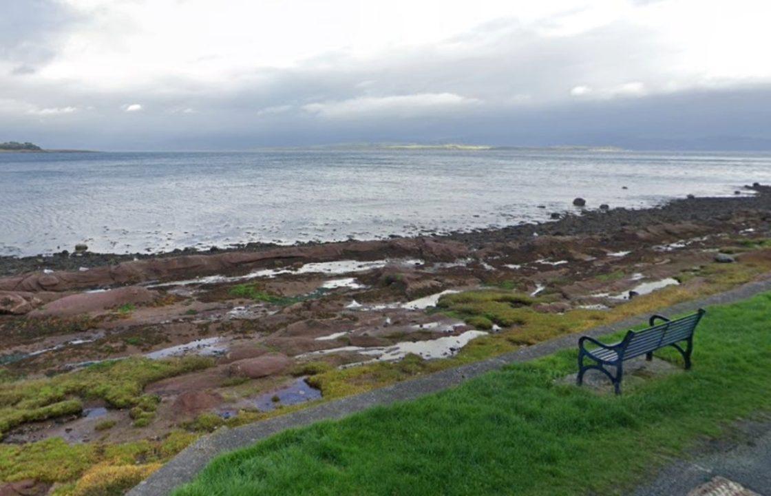 Man dies in hospital after wild swimming off Isle of Bute