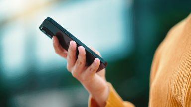 Funding boost for scheme which gives drug users digital devices to cut harm
