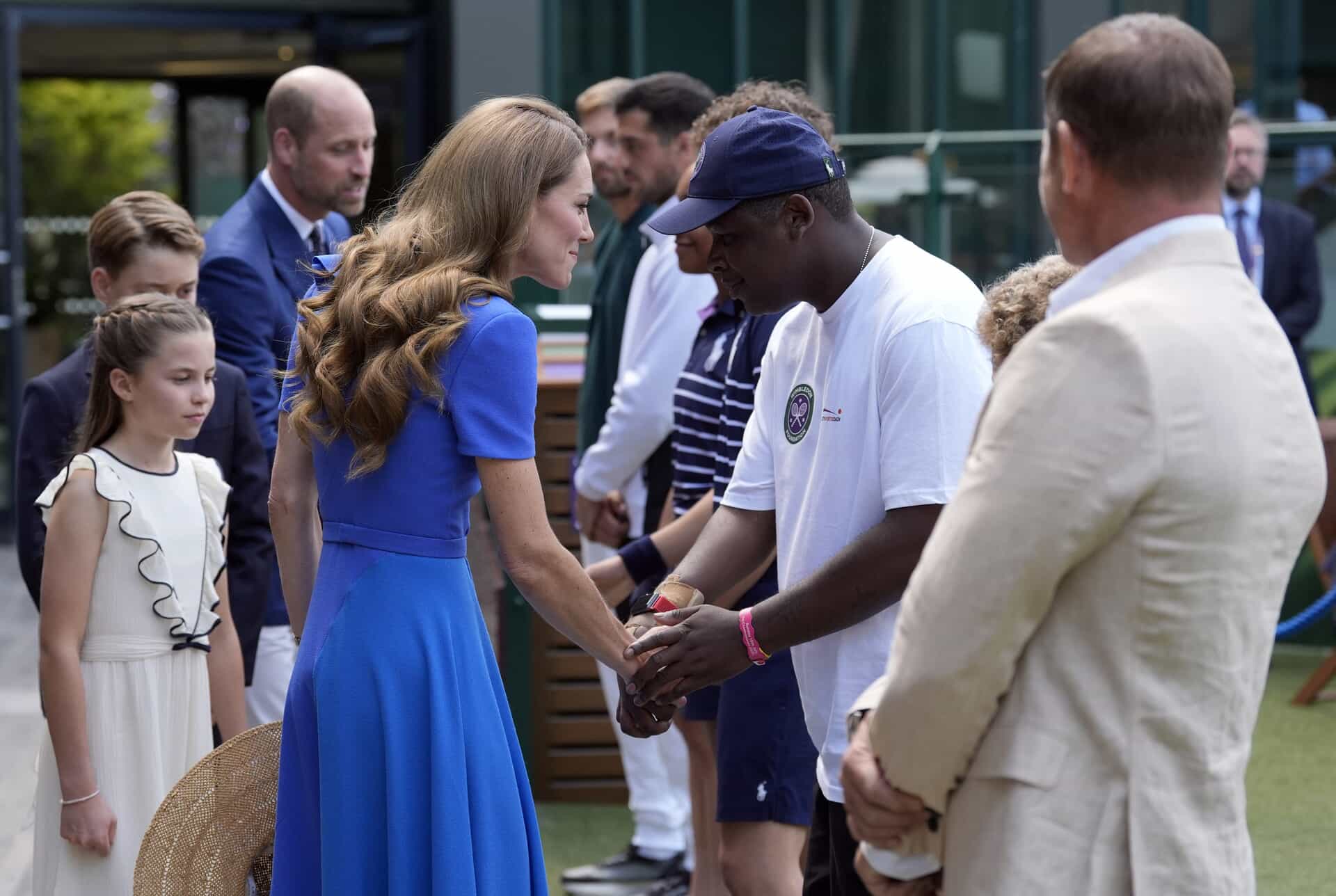 The Princess of Wales meets Temi Johnson, one of The Wimbledon Foundation’s Coin Toss nominees (Andrew Matthews/PA).