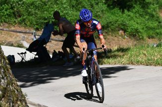 Scottish cyclist on track for historic Tour De France finish