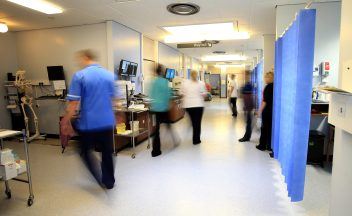 Accident and emergency waits at best level for almost two years, figures show