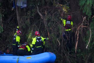 Risk of further floods in Texas as death toll rises to 82