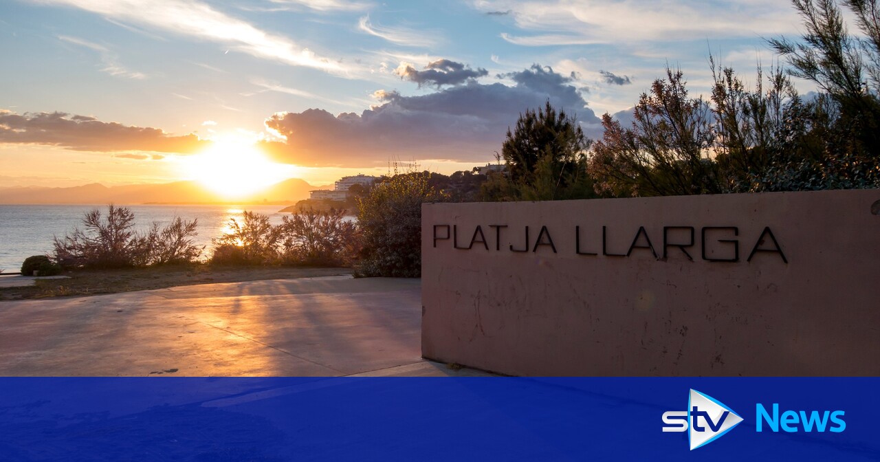 British brother and sister, 11 and 13, drown off Spanish beach