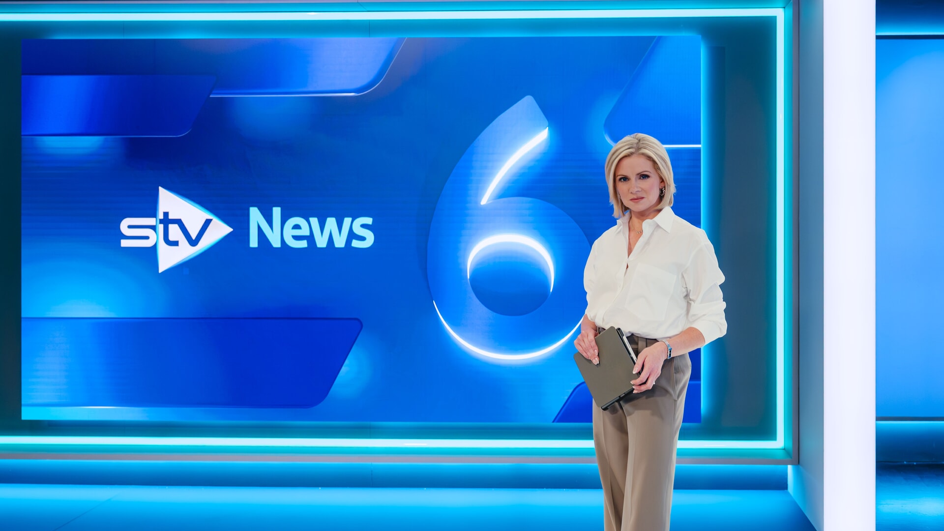 Kelly-Ann Woodland presents STV News in the Central region.