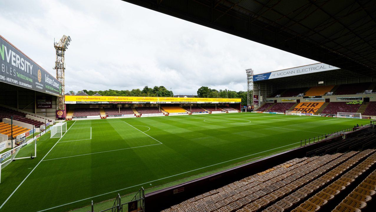 Motherwell sign Western Sydney Wanderers midfielder Oscar Priestman