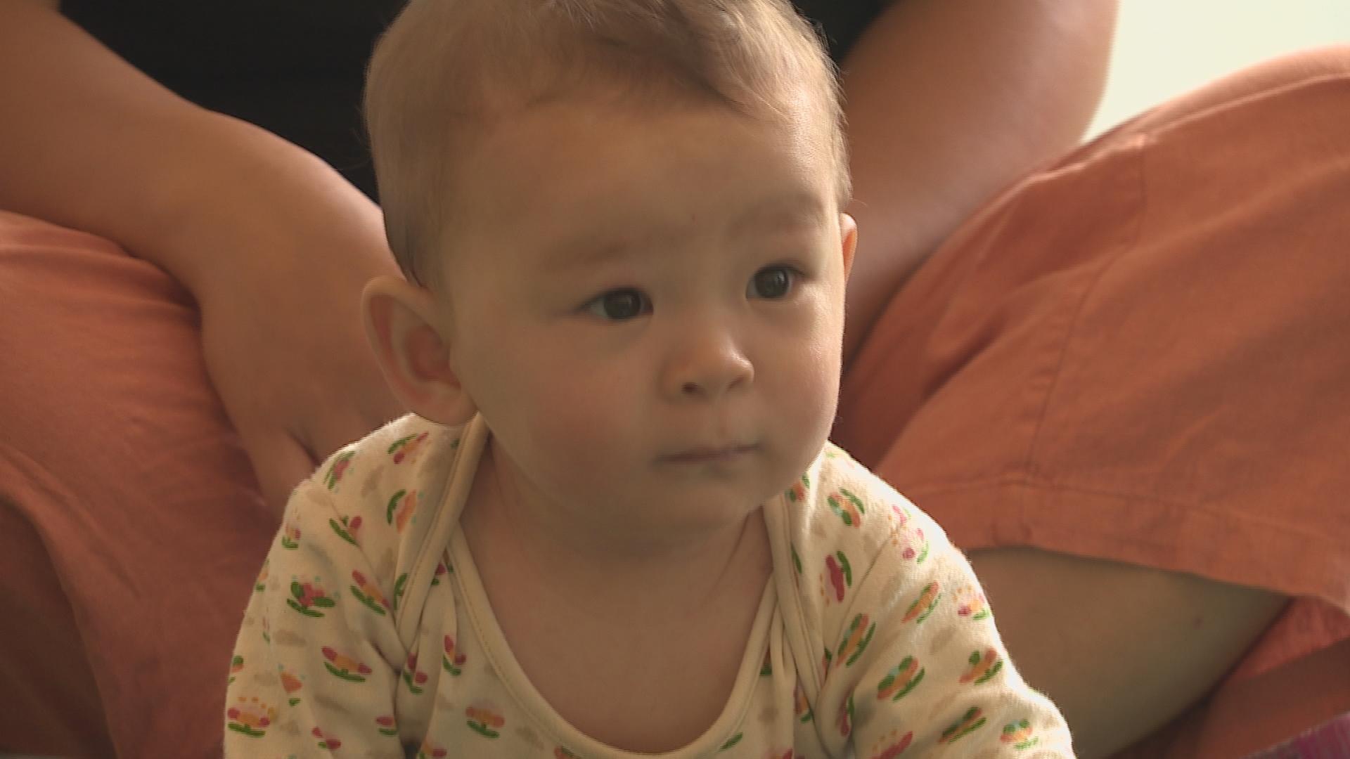 Baby Lochlan comes to the centre with mum Hanmo
