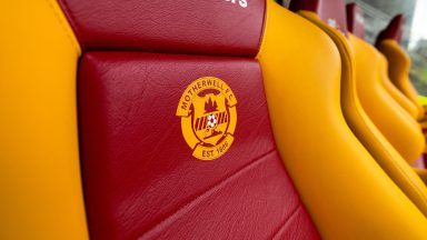 Motherwell sign Nottingham Forest striker Esapa Osong on loan