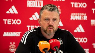 No frustration for Jimmy Thelin as Aberdeen seek right balance