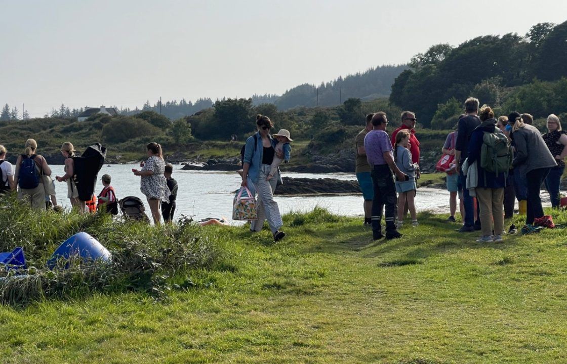CalMac ferry passengers left stranded on Isle of Gigha after services cancelled