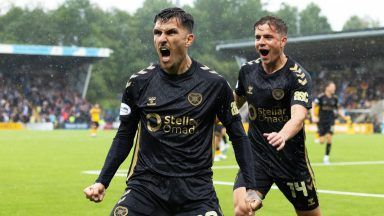 Alexandros Kyziridis is Hearts’ hero as he snatches late winner at Livingston