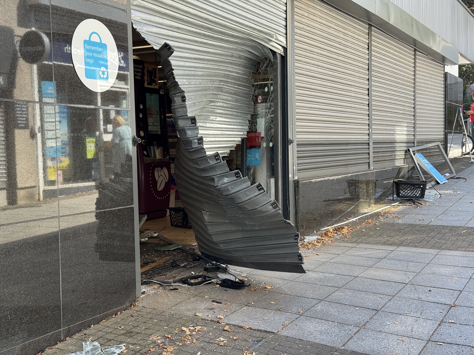 A truck crashed into the Co-Op before the ATM was stolen in Bridge of Weir