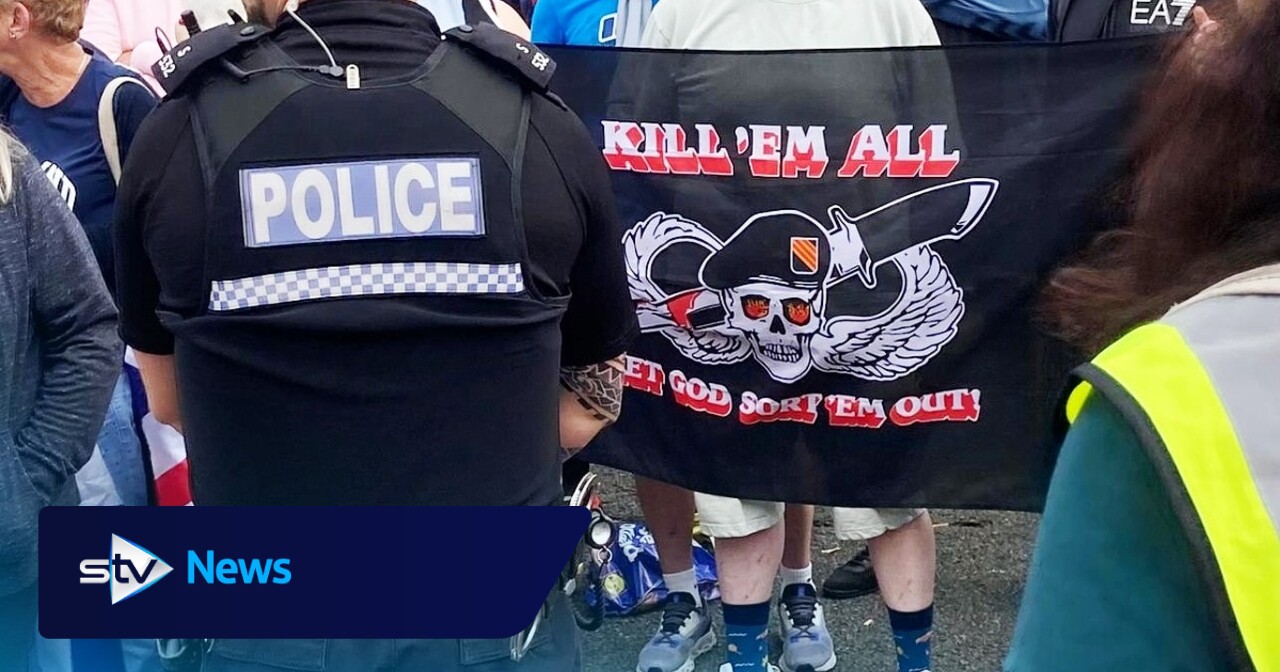 Protest In Falkirk Police investigating banner at Falkirk anti-asylum hotel protest | STV News
