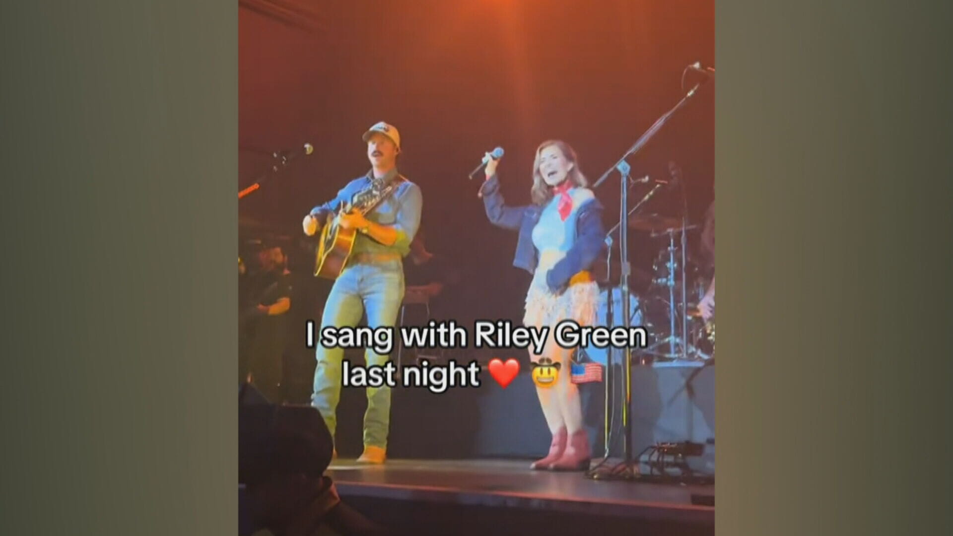 Jordan Petrie joined Riley Green on stage for the country duet You Look Like You Love Me