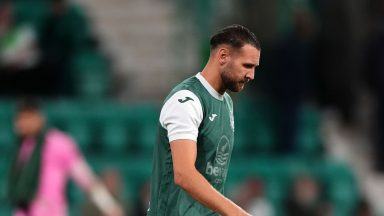 Hibernian squander two-goal lead to draw at Falkirk
