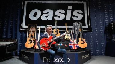 Noel Gallagher’s guitar damaged when Oasis split goes under the hammer