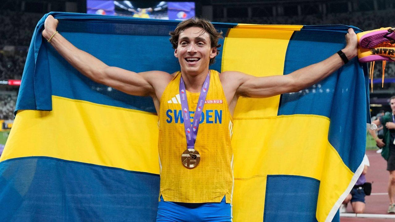 Mondo Duplantis cleared 6.30m to take gold in Tokyo (Ashley Landis/AP)