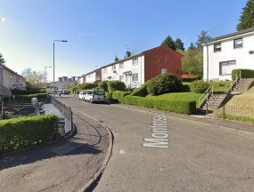 Man left with serious injuries after being attacked on street in Clydebank
