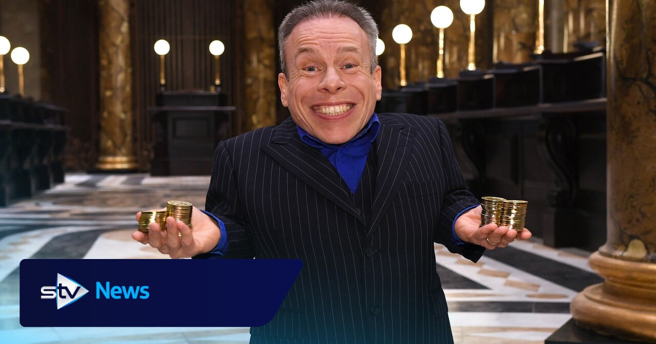 Warwick Davis to reprise role as Professor Flitwick in Harry Potter TV ...